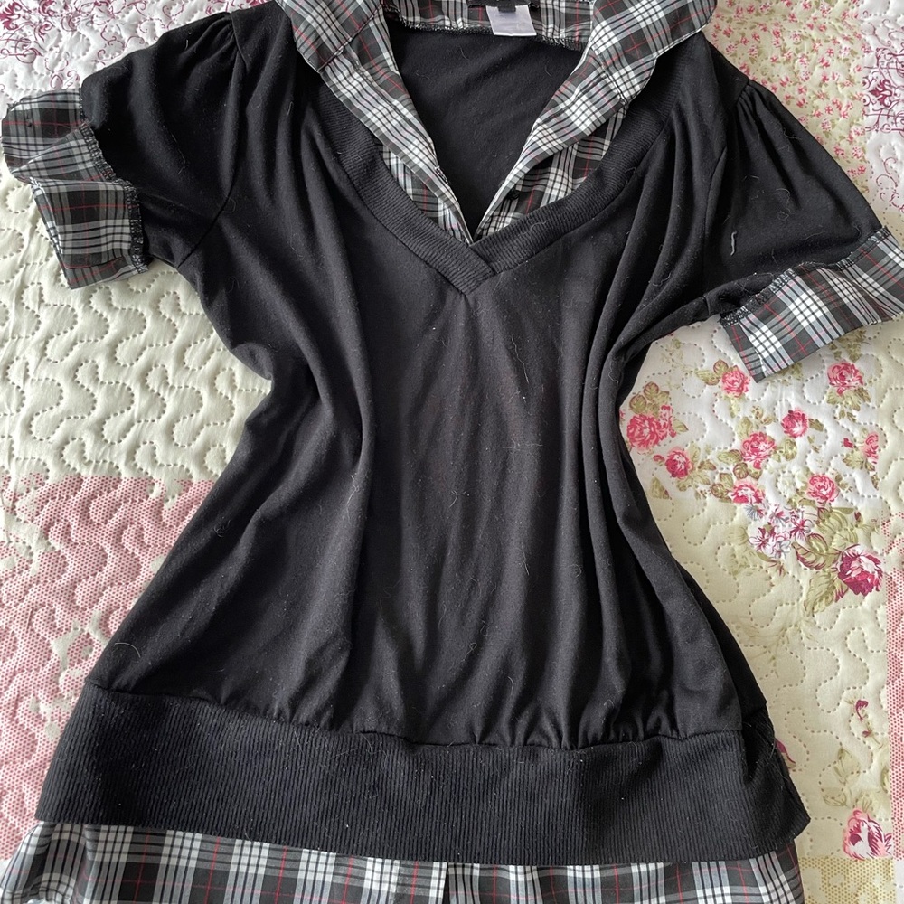 Black Layered top V-Neck Plaid twofer undershirt grunge